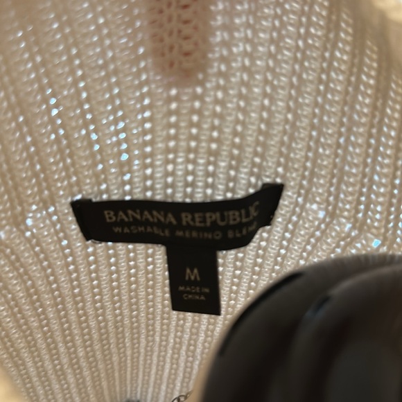 Banana Republic Mock Neck Black & Cream Stripe Sweater, Wool Blend, Size Medium - Picture 7 of 9